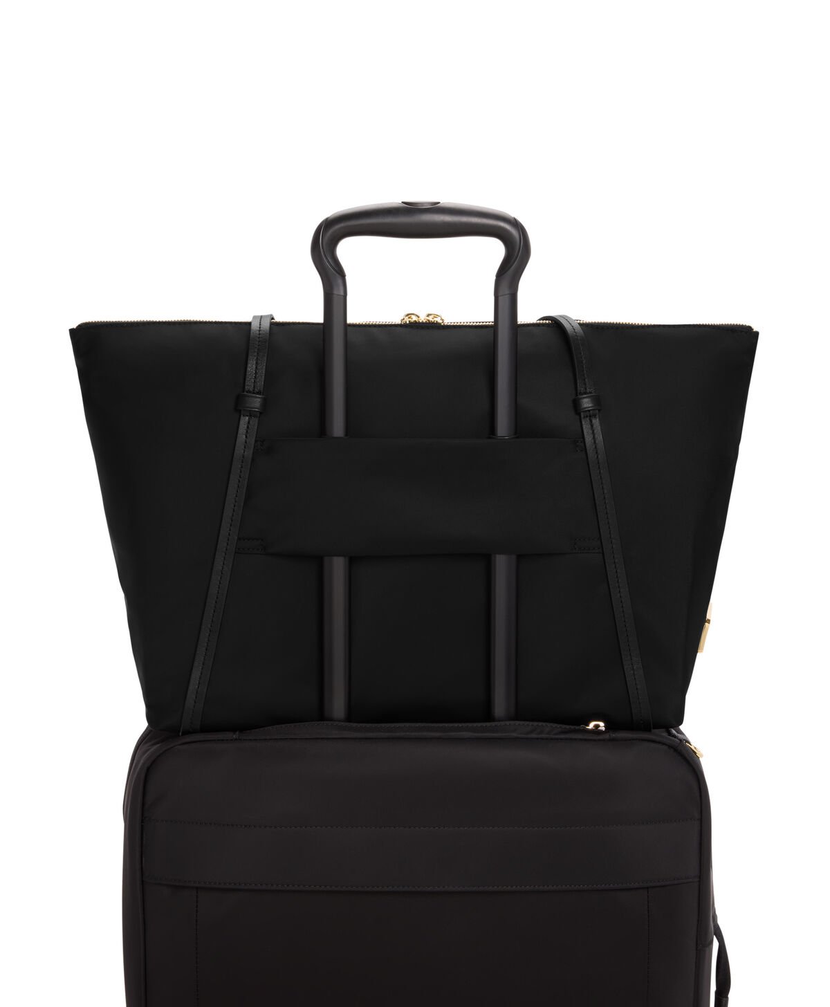Voyageur Q Tote