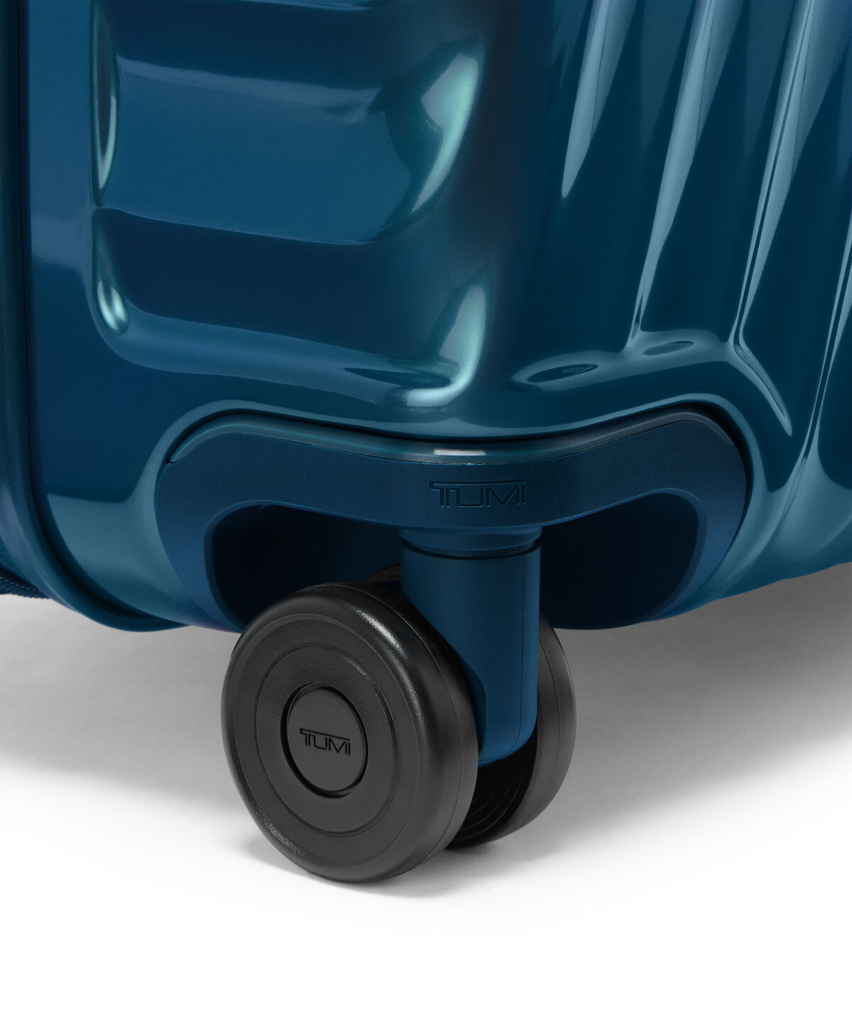 19 Degree Duza walizka rejestrowana z poszerzeniem