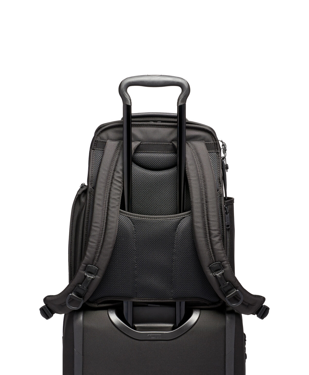 TUMI Alpha 2 COMPACT LAPTOP BRIEF PACK  Black