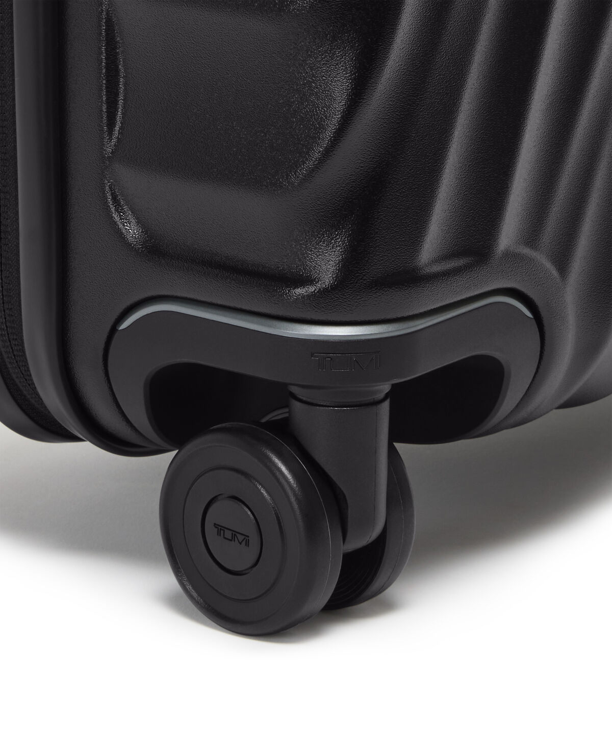 TUMI Walizka Kabinowa Continental Slim 56 cm