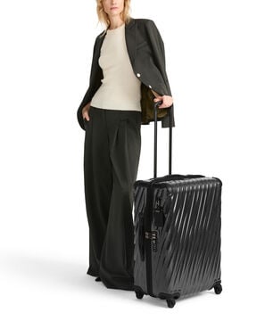 19 Degree Lite Walizka Short Trip 66 cm 19 Degree Lite Walizka Short Trip 66 cm