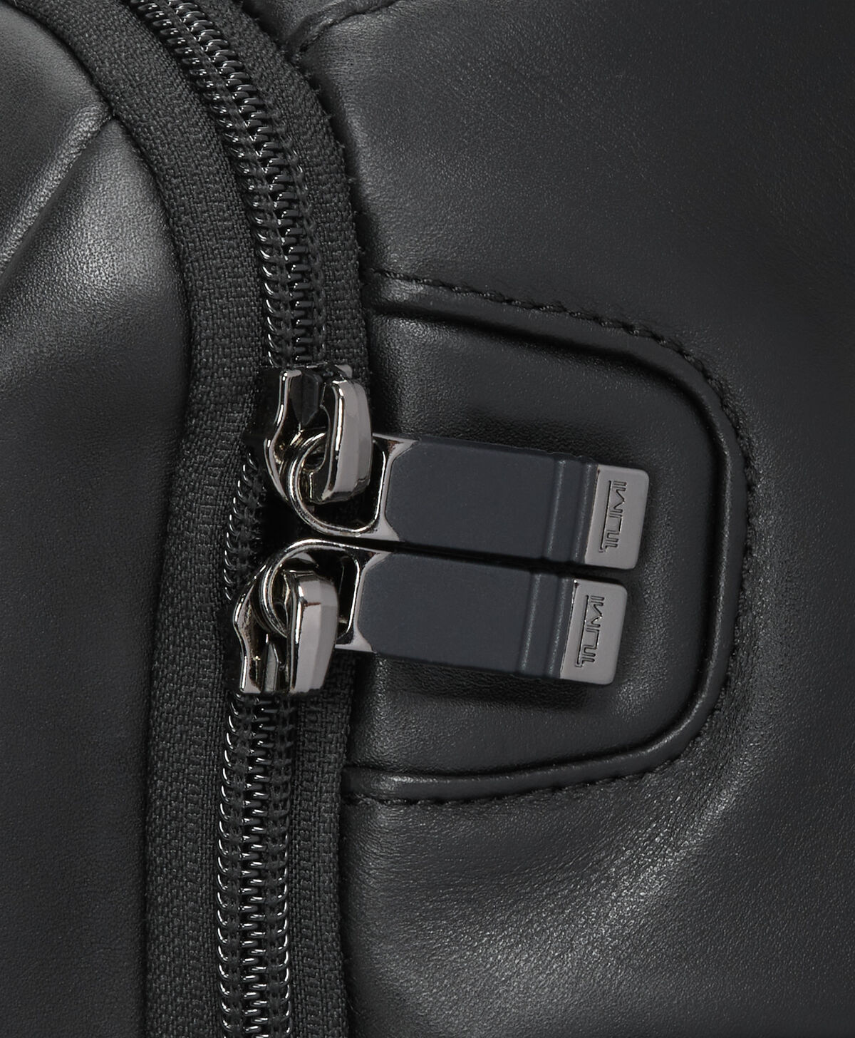 Alpha TUMI Brief Pack&reg;
