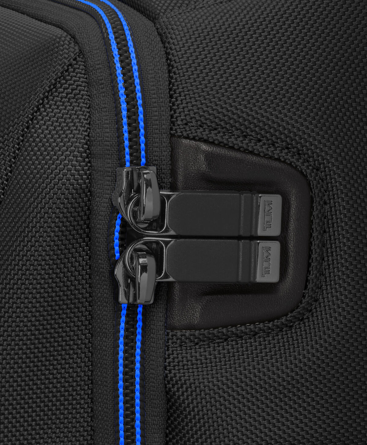 Alpha TUMI Brief Pack&reg;