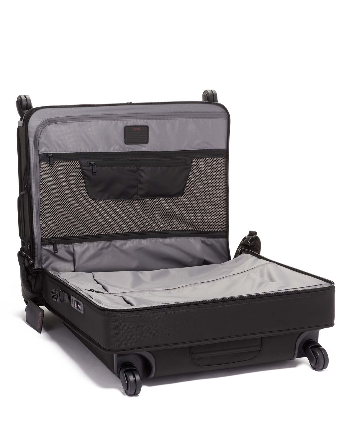 TUMI Alpha 2 EXT TRIP 4 WHL GMT BAG  Black