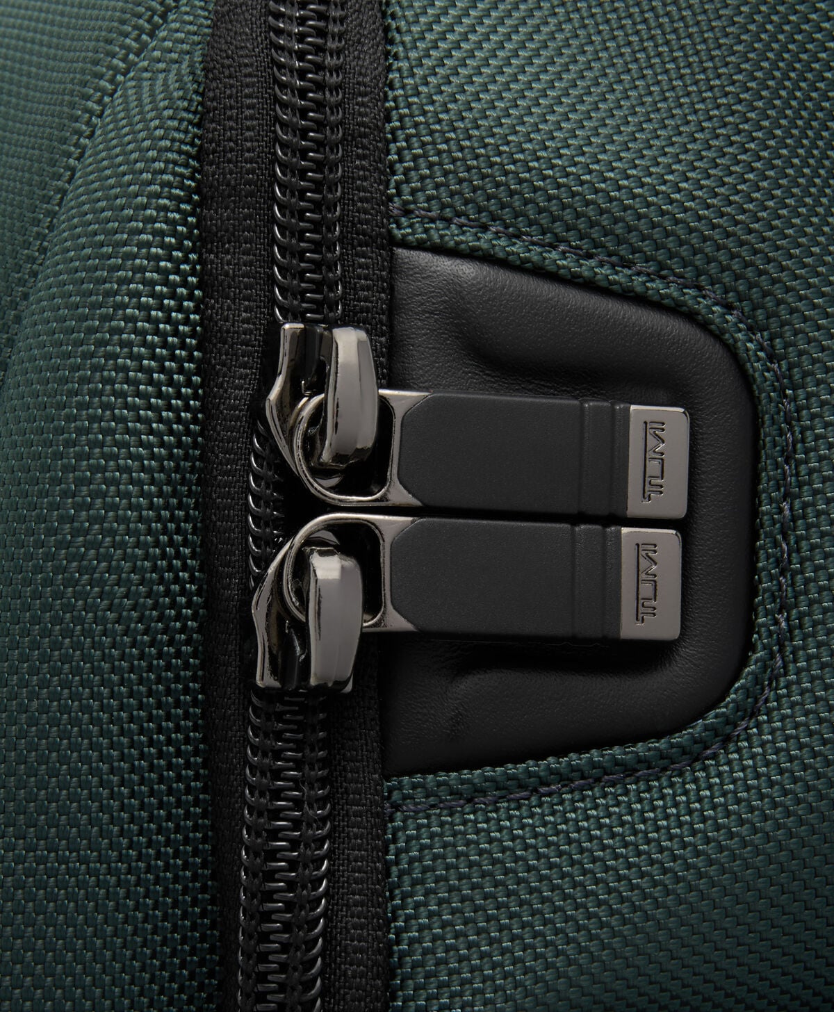 Alpha Tumi Brief Plecak