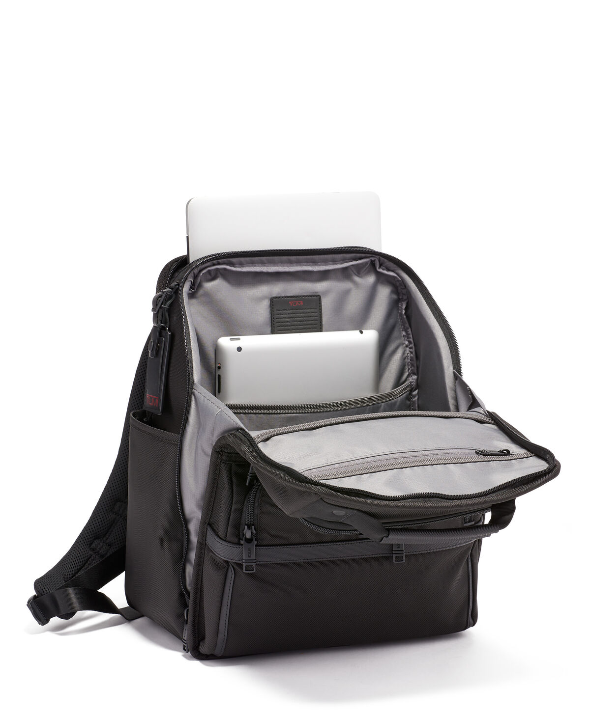 TUMI Alpha 2 COMPACT LAPTOP BRIEF PACK  Black