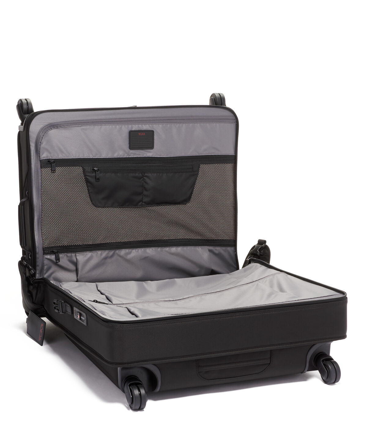 TUMI Alpha 2 EXT TRIP 4 WHL GMT BAG  Black