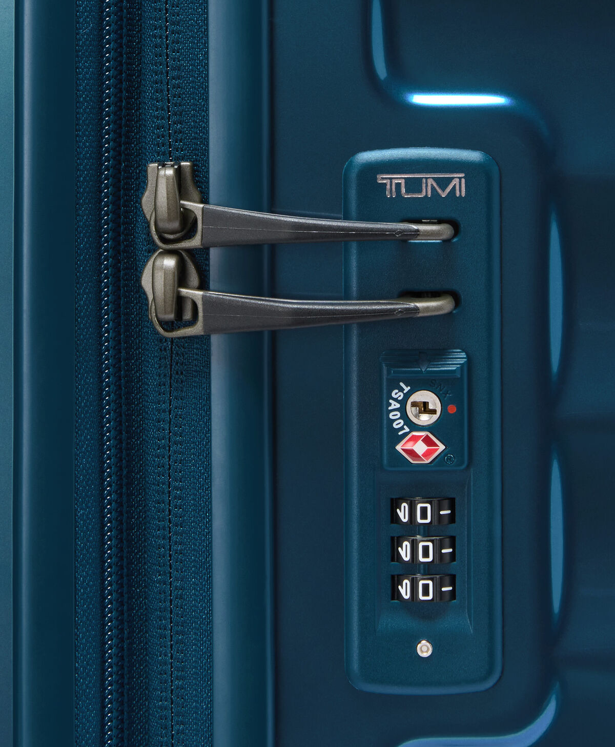 19 Degree Duza walizka rejestrowana z poszerzeniem