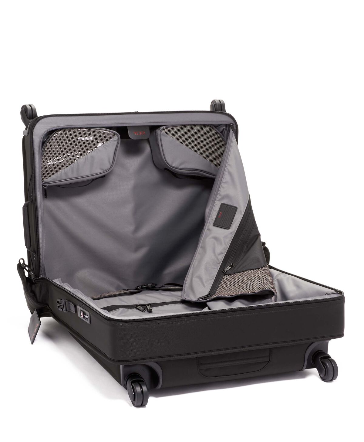 TUMI Alpha 2 EXT TRIP 4 WHL GMT BAG  Black