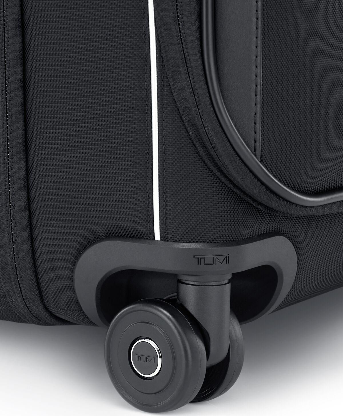 TUMI Walizka Short Trip Dual Access poszerzany 66 cm