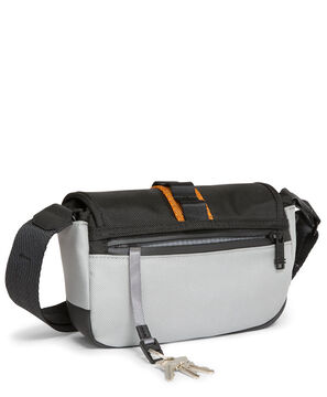 ALPHA BRAVO Torba crossbody z klapką Compass