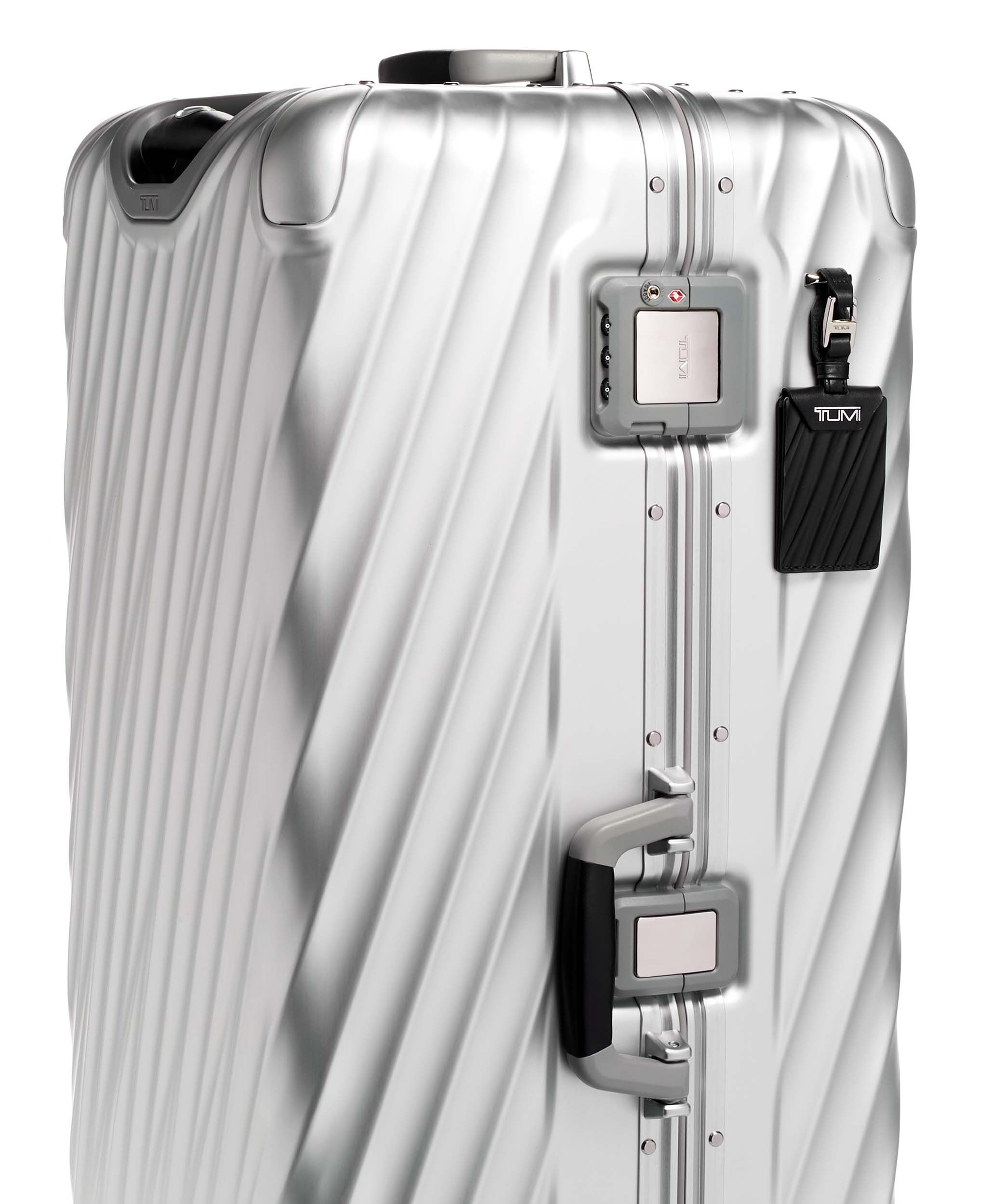 19 Degree Aluminium Rolling Trunk 87 cm Silver | TUMI Poland