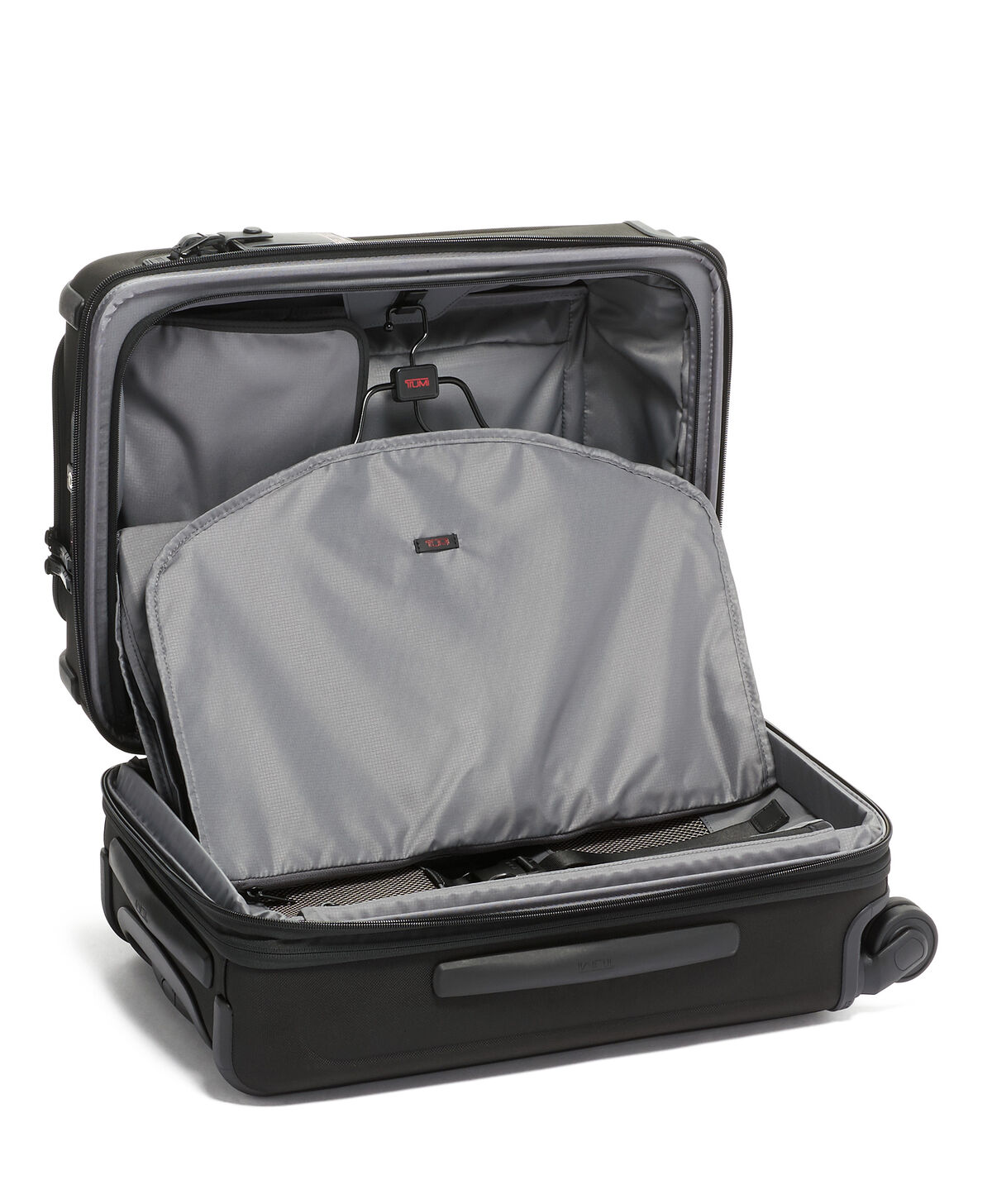 TUMI Alpha 2 INTL DUAL ACCESS 4WHL C/O  Black