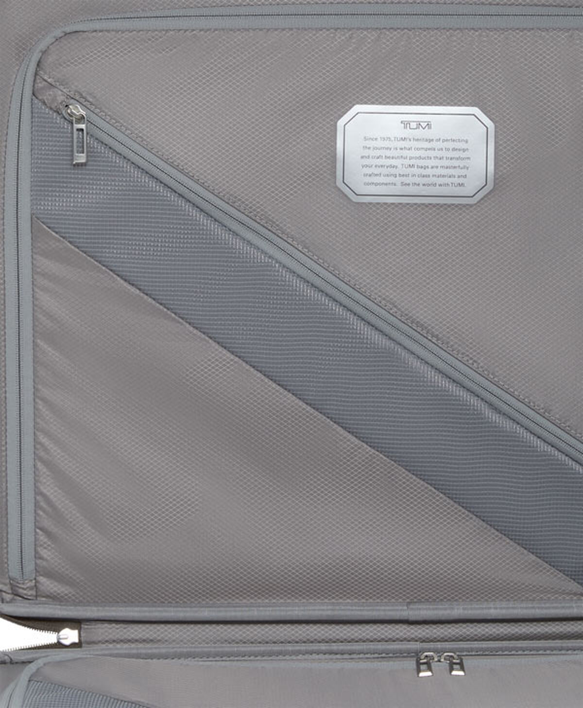 TUMI Walizka Short Trip 66 cm