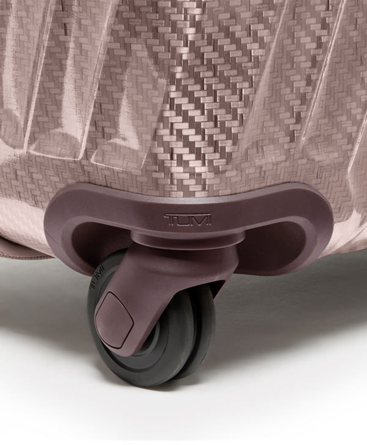 TUMI Walizka Short Trip 66 cm