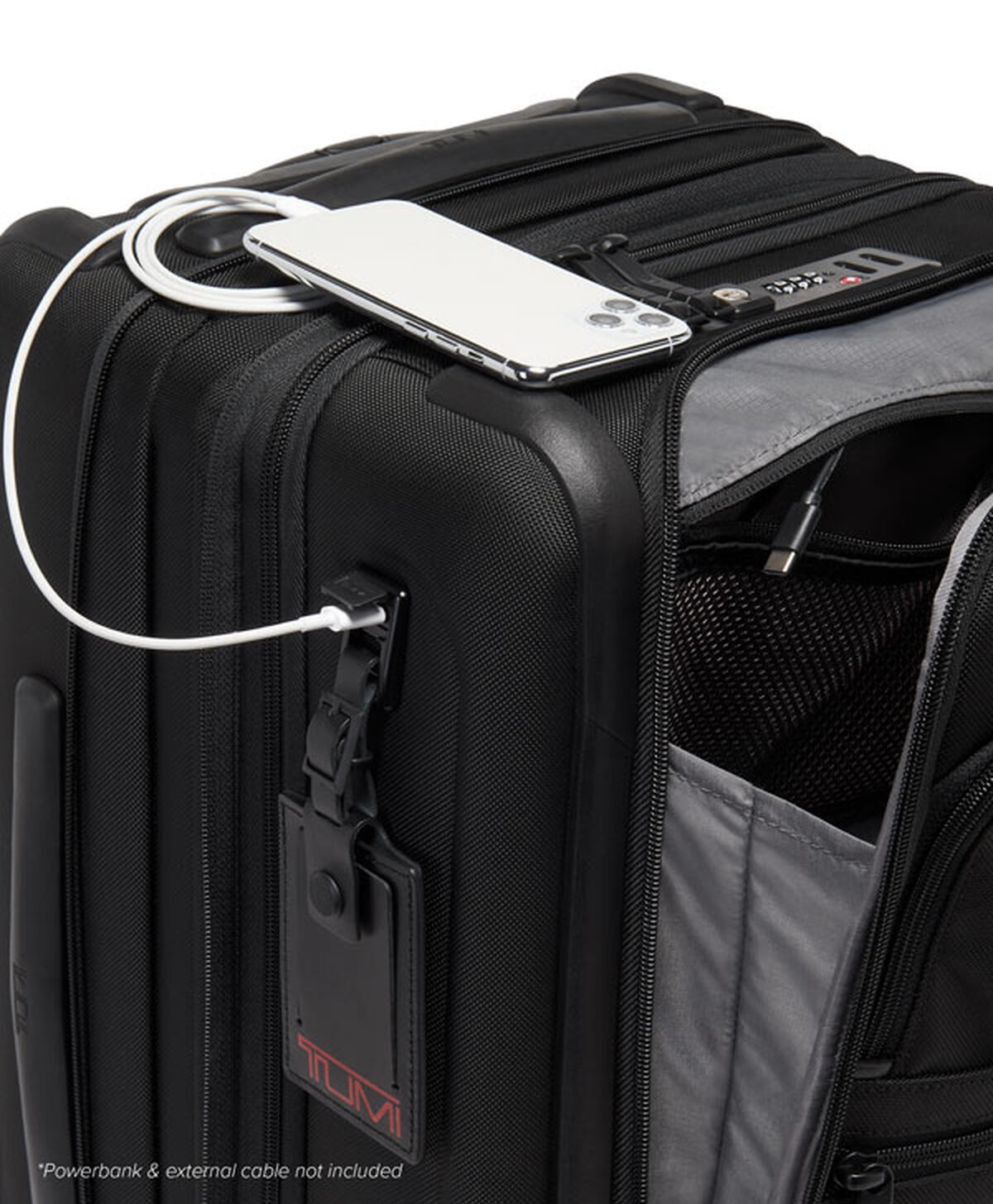 TUMI Alpha 2 INTL EXP 4 WHL C/O  Black