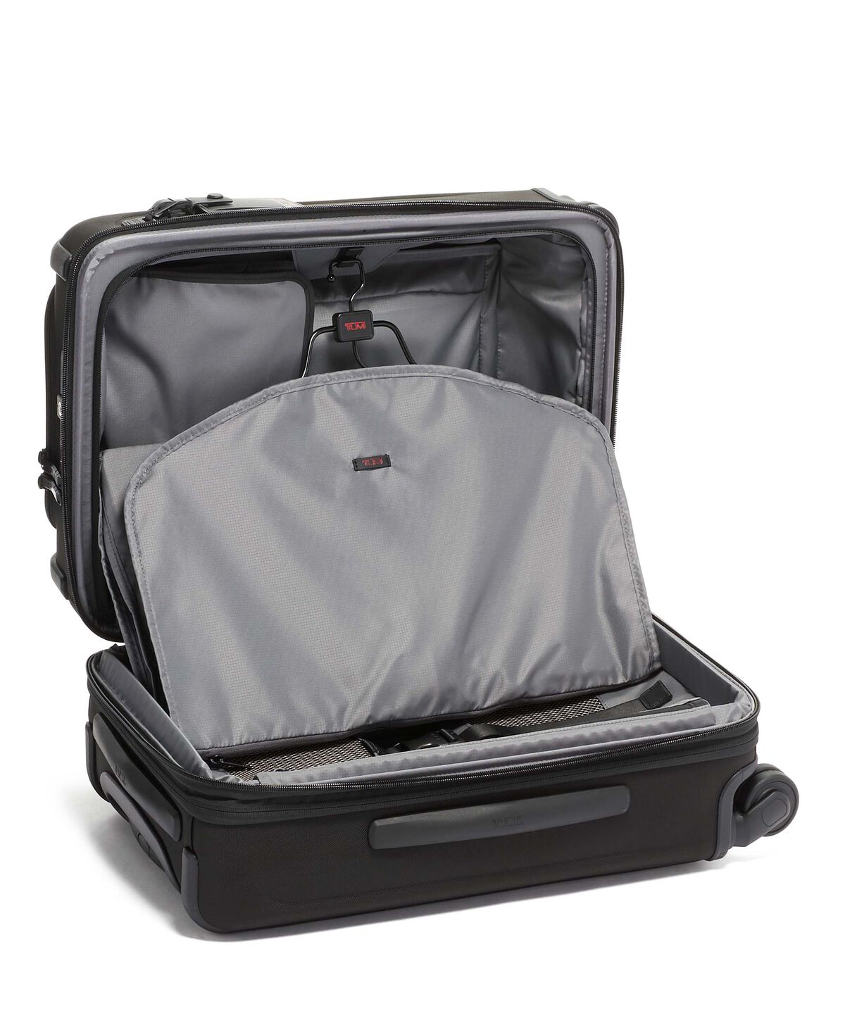 TUMI Alpha 2 INTL DUAL ACCESS 4WHL C/O  Black