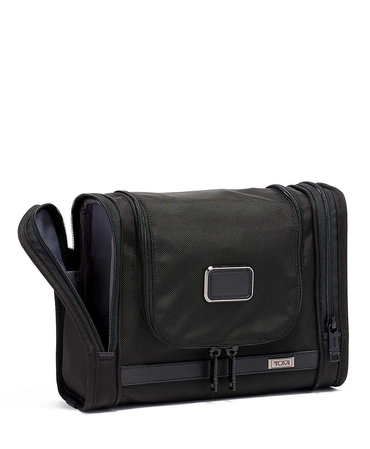 TUMI Alpha 2 HANGING TRAVEL KIT  Black